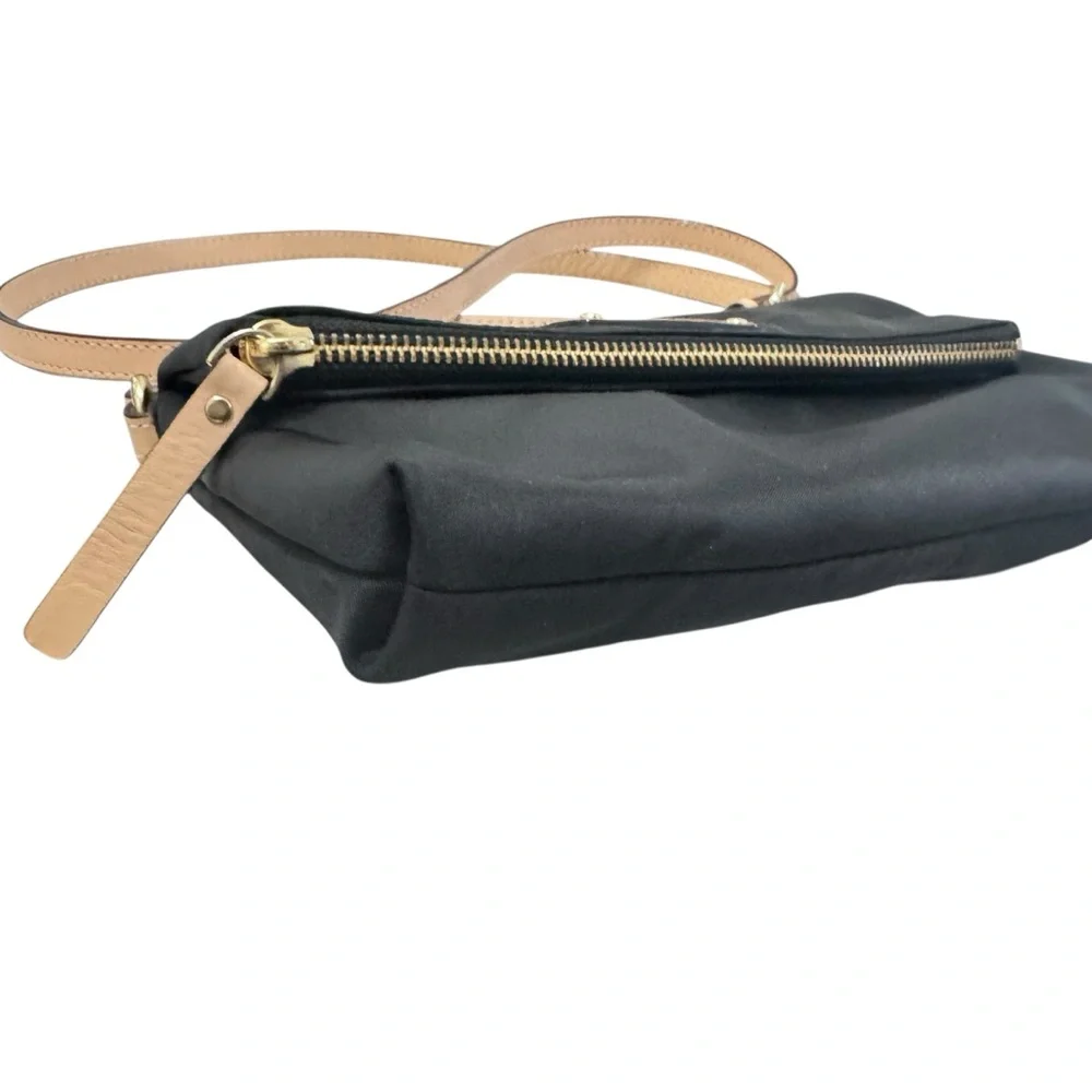 kate spade reposhing this